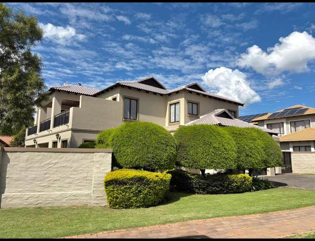5 BEDROOM HOUSE FOR SALE IN MIDLANDS ESTATE
